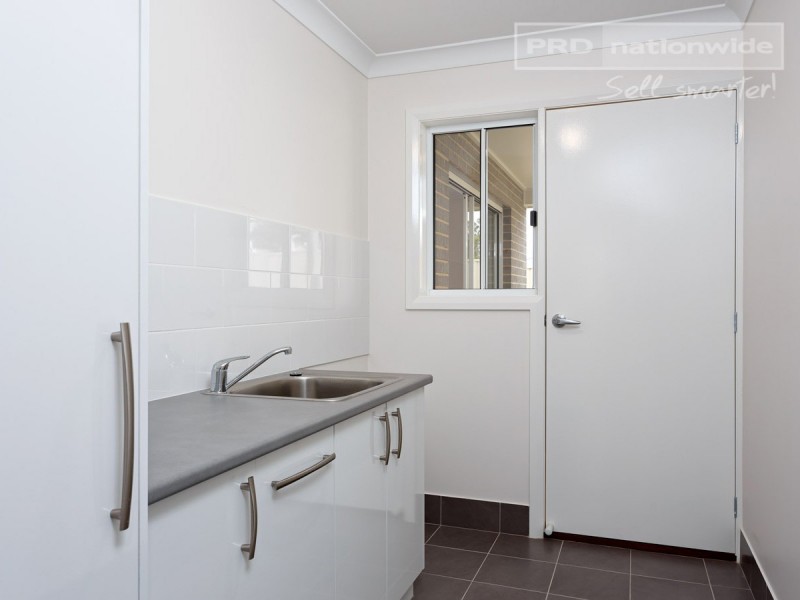 75 Barmedman Ave, Gobbagombalin NSW 2650