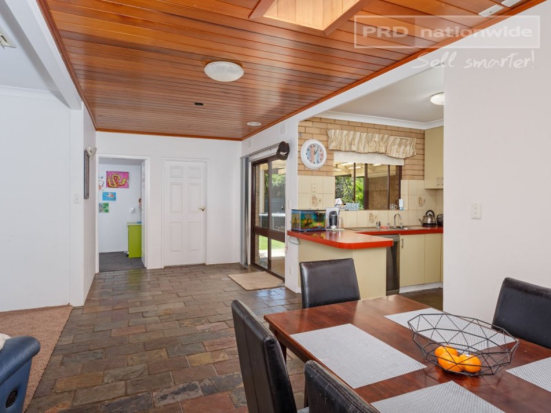 3 Bass Street, Lake Albert NSW 2650