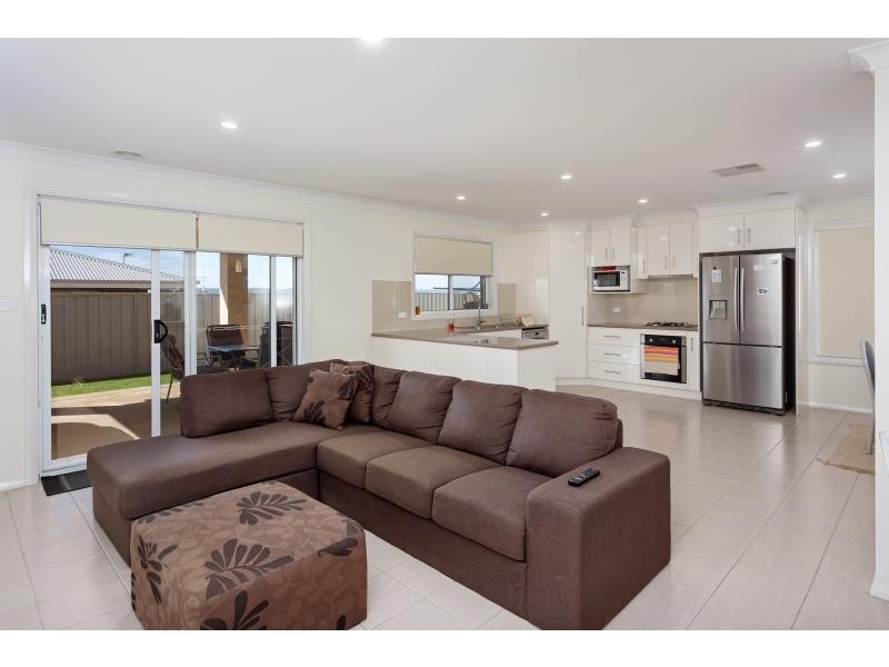 1 Peppin Way, Gobbagombalin NSW 2650