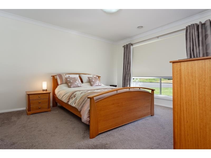 1 Peppin Way, Gobbagombalin NSW 2650