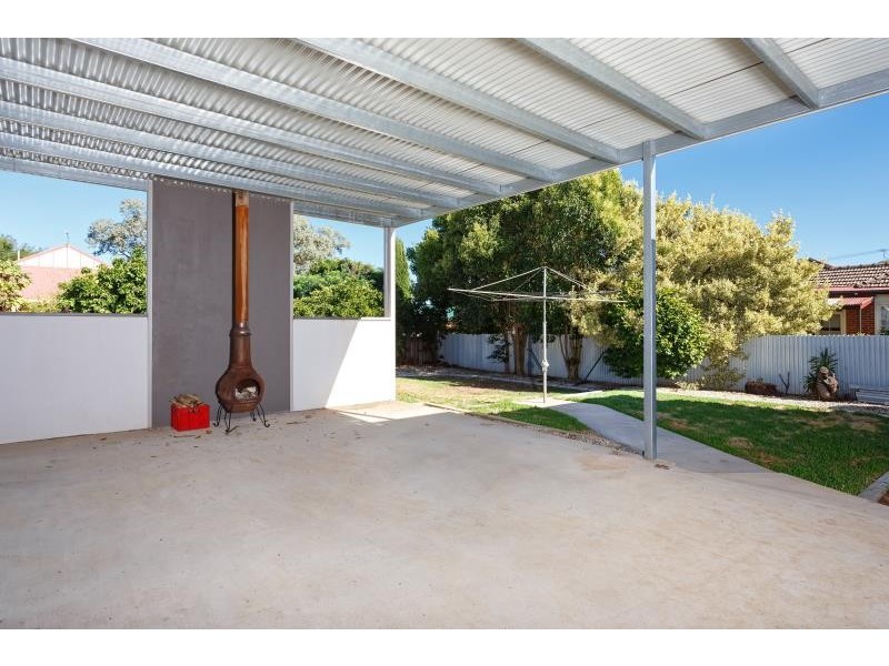 24 Mair Street, Turvey Park NSW 2650