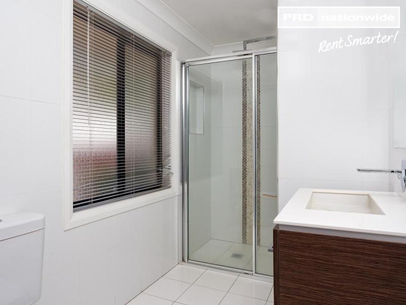 28 Warrawong Street, Kooringal NSW 2650