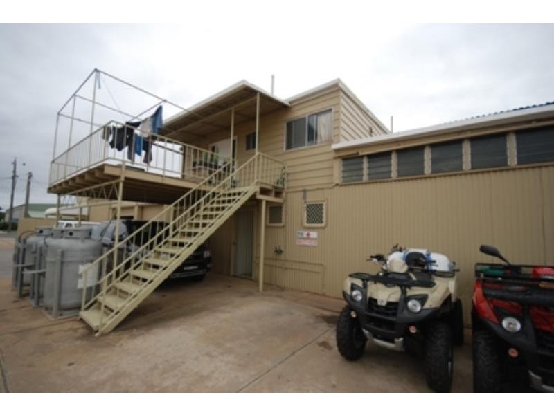 1/116 Hammond Ave, Wagga Wagga NSW 2650