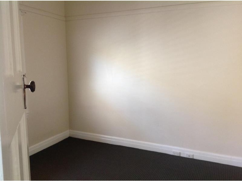 31 Norman Street, Wagga Wagga NSW 2650
