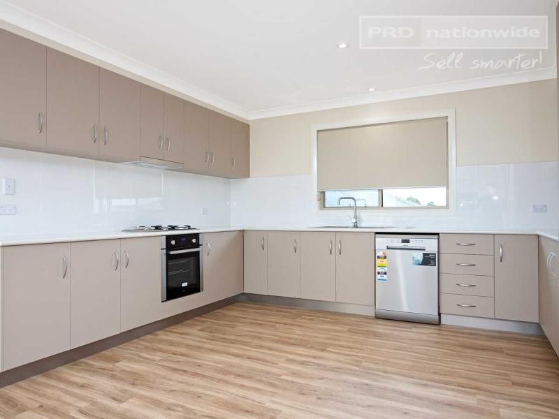 3/6 Trumper Street, Boorooma NSW 2650