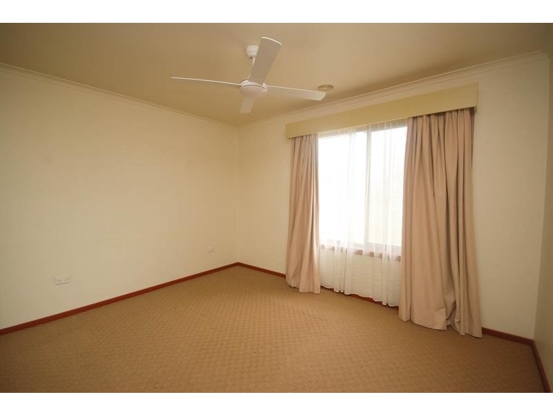 21 Bandera Avenue, Glenfield Park NSW 2650