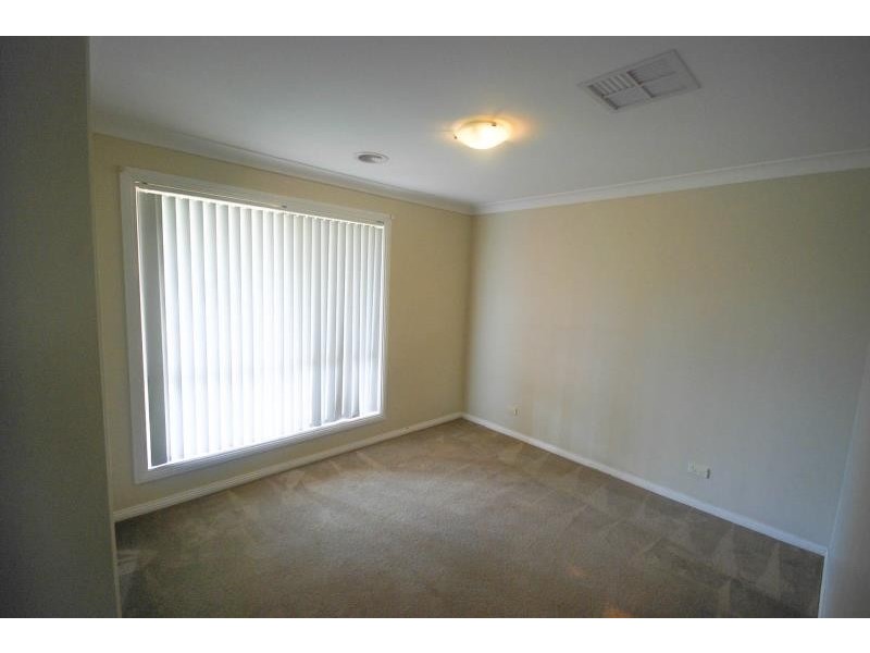 1/6 Kimberley Drive, Tatton NSW 2650