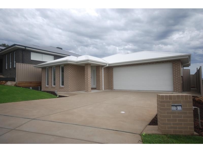 3 Darcy Drive, Boorooma NSW 2650