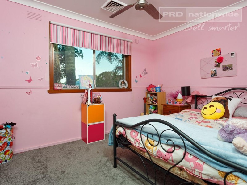 33 Red Hill Road, Kooringal NSW 2650