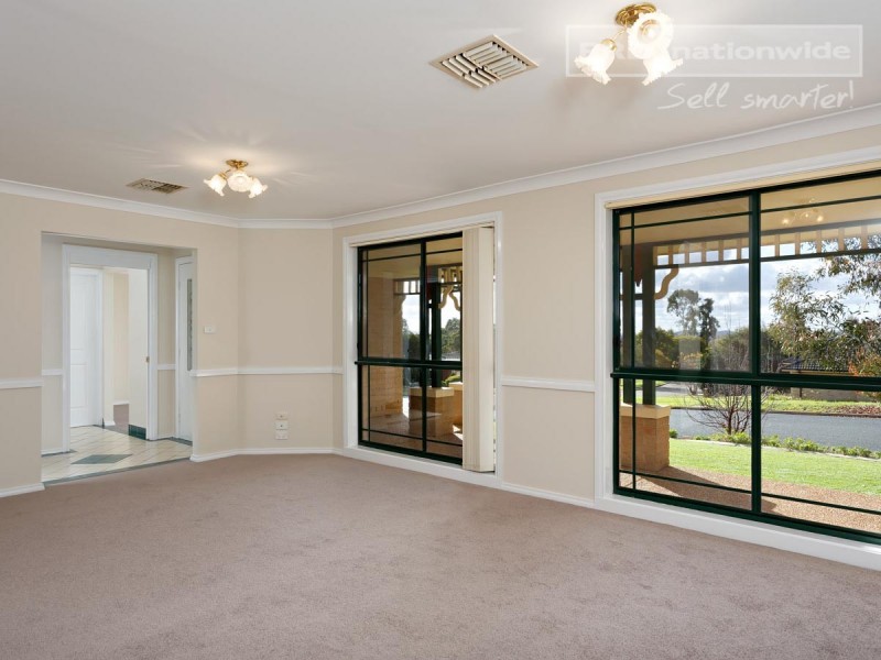 40 Bourkelands Drive, Bourkelands NSW 2650