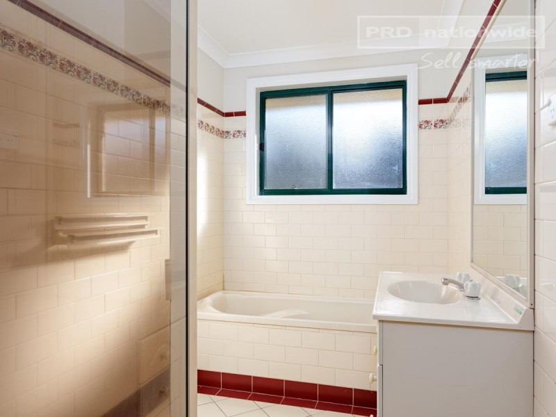40 Bourkelands Drive, Bourkelands NSW 2650