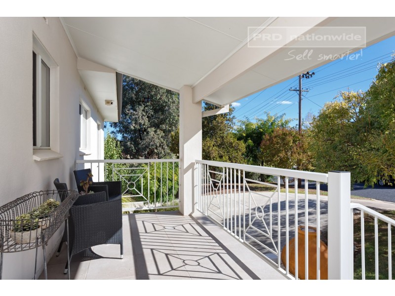 31 Dalkeith Avenue, Lake Albert NSW 2650