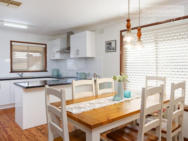 74 Raye Street, Tolland NSW 2650