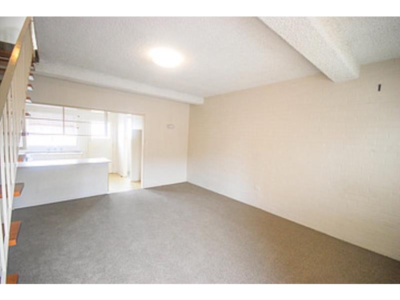 3/21 Day Street, Wagga Wagga NSW 2650