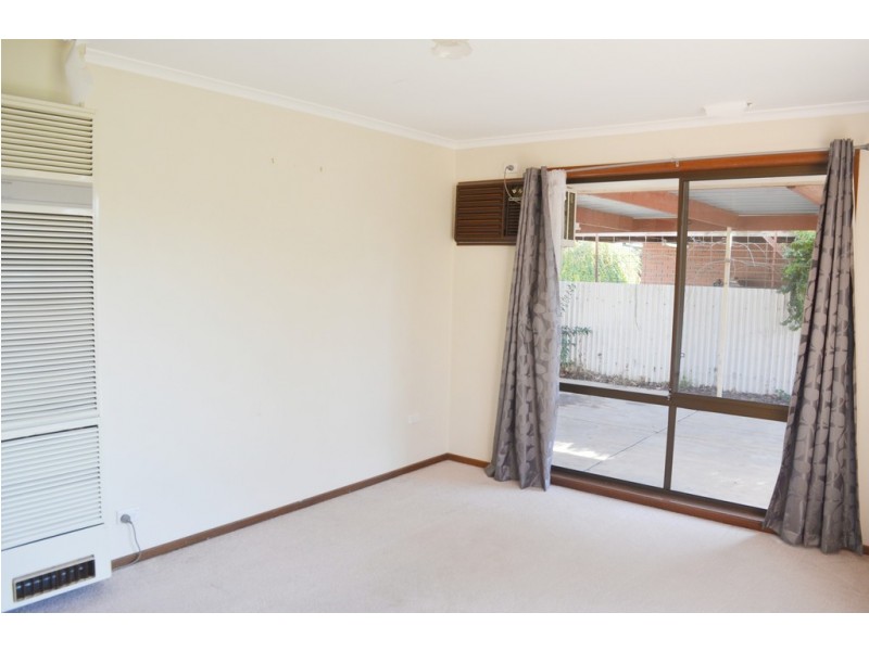 9 Incarnie Crescent, Wagga Wagga NSW 2650