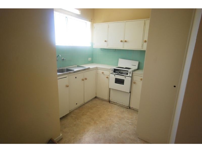 1/24 Willow Street, Kooringal NSW 2650