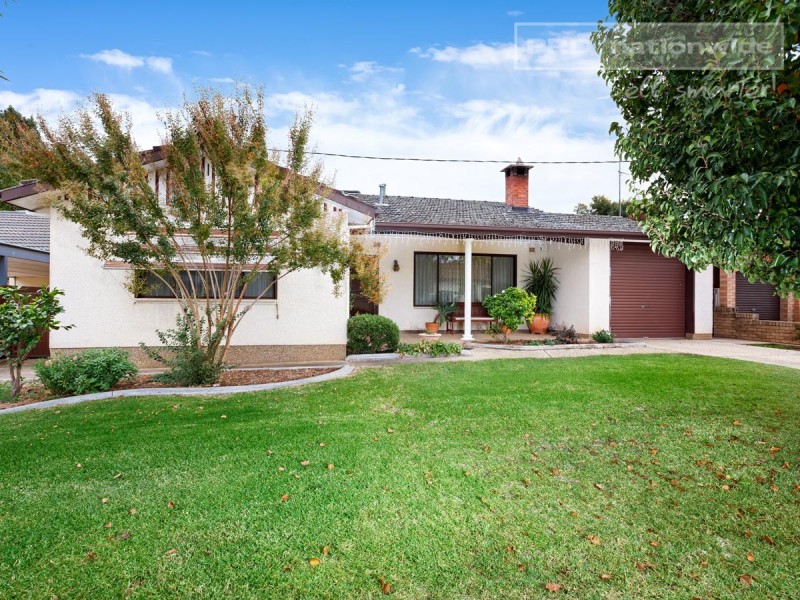 25 Anne Street, Tolland NSW 2650