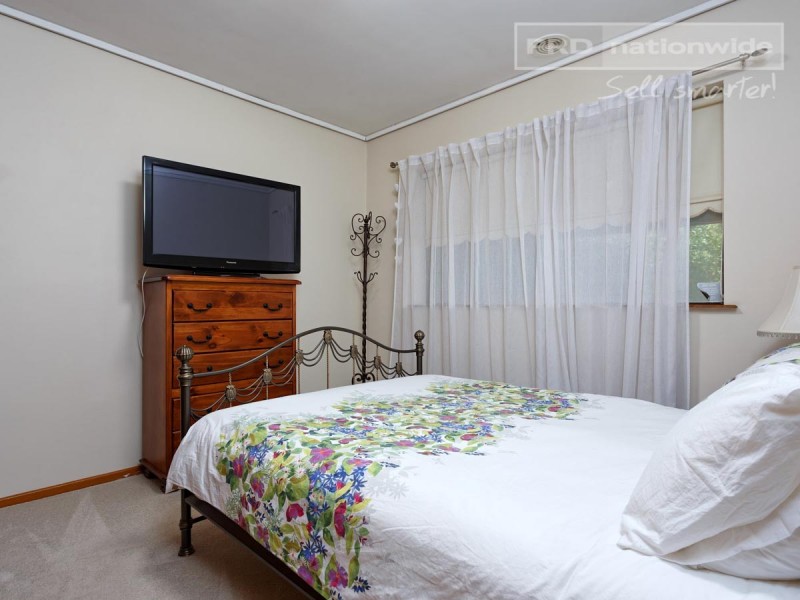 25 Anne Street, Tolland NSW 2650
