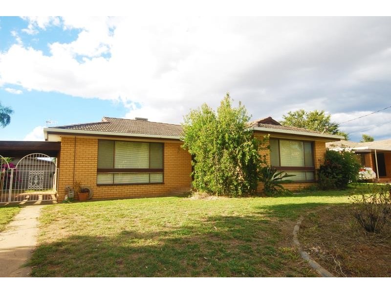 23 Coyne Street, Mount Austin NSW 2650