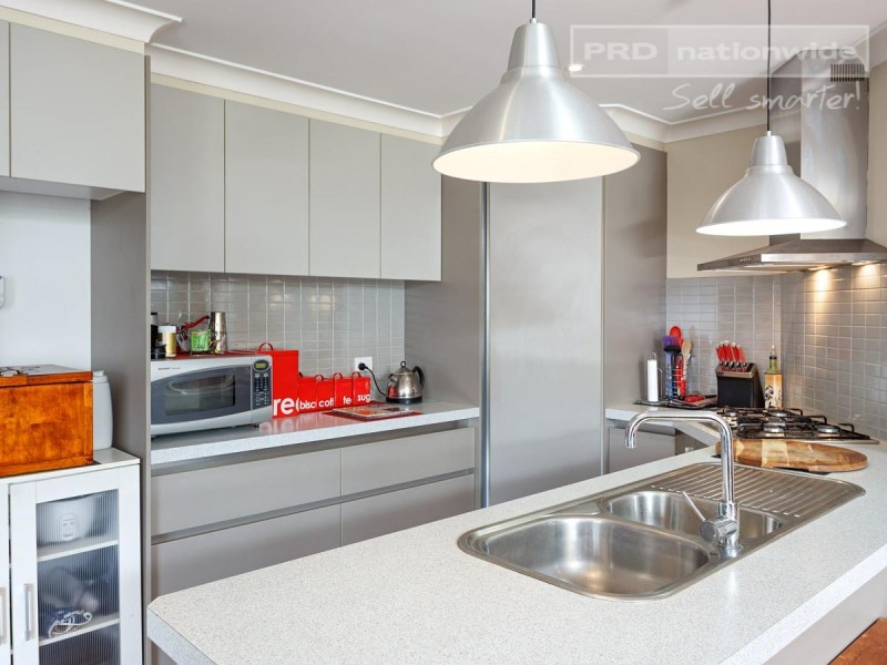 12 Birri Place, Glenfield Park NSW 2650