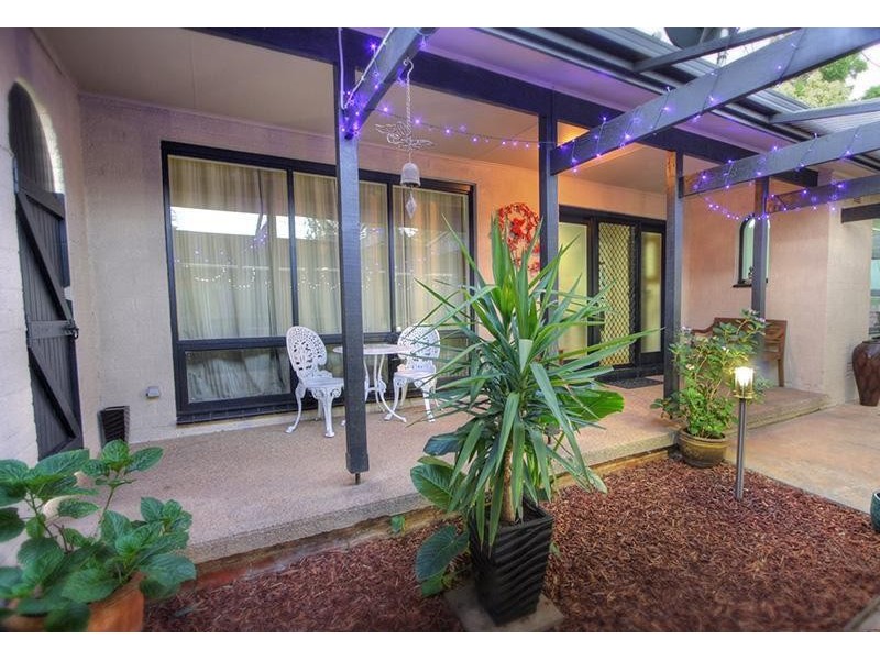 13 Malumba Crescent, Kooringal NSW 2650
