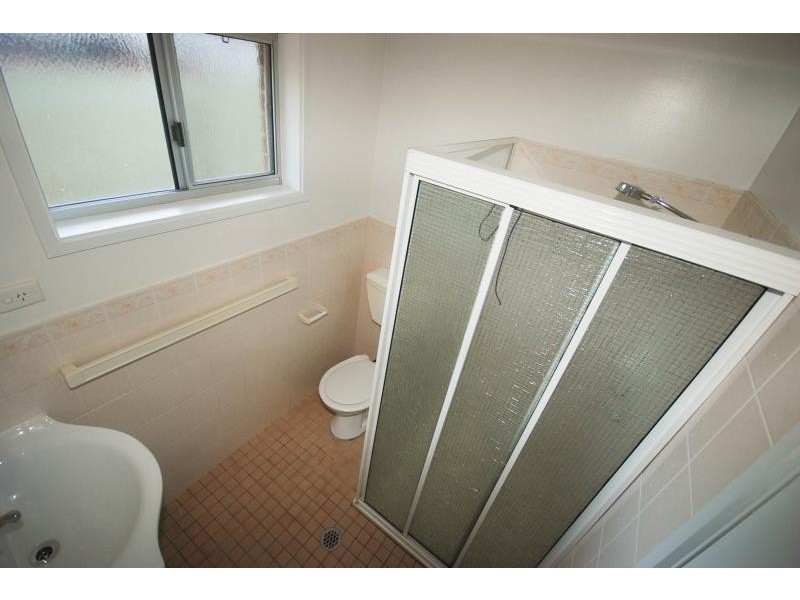 4/9 Lampe Avenue, Wagga Wagga NSW 2650