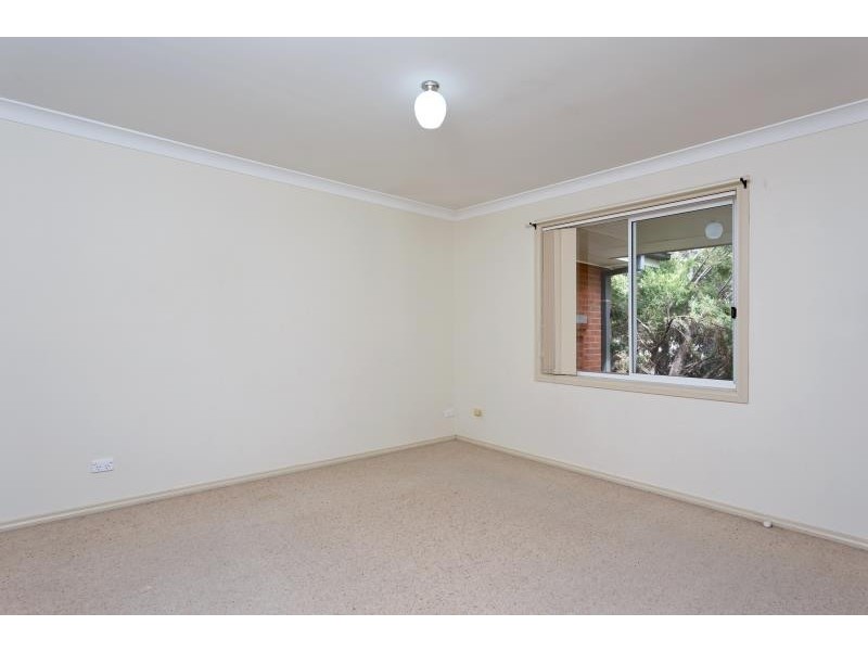11 Nathan Place, Kooringal NSW 2650