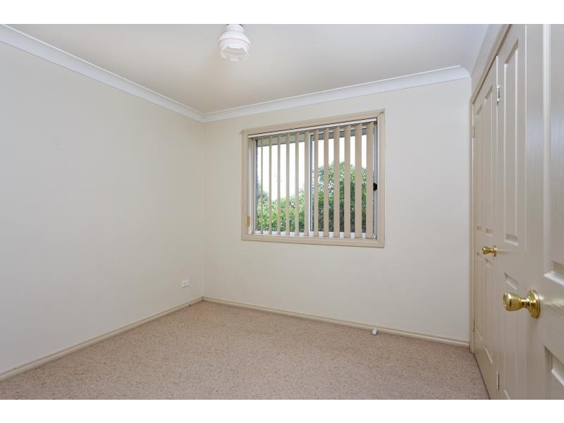 11 Nathan Place, Kooringal NSW 2650