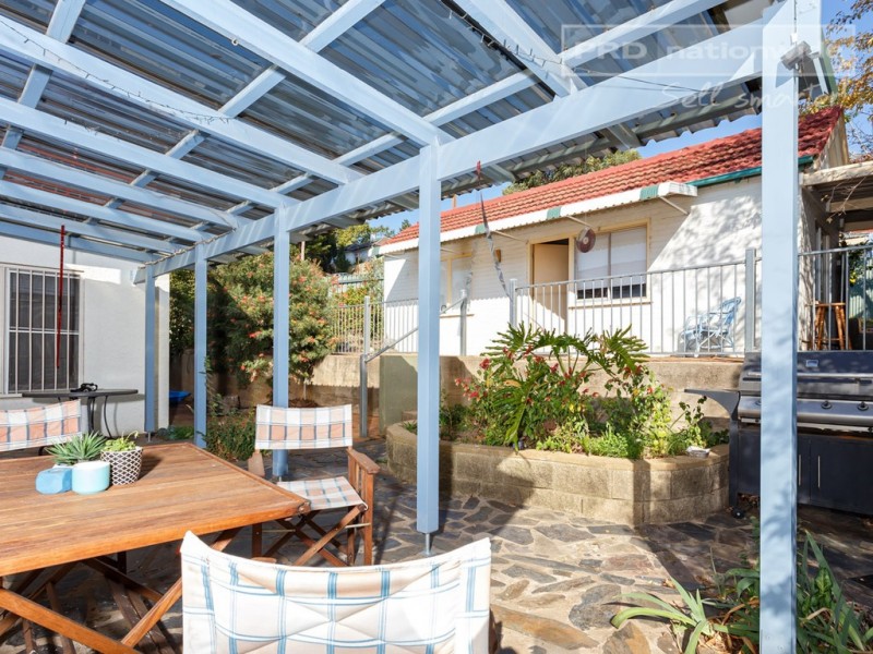 40 Railway Street, Turvey Park NSW 2650