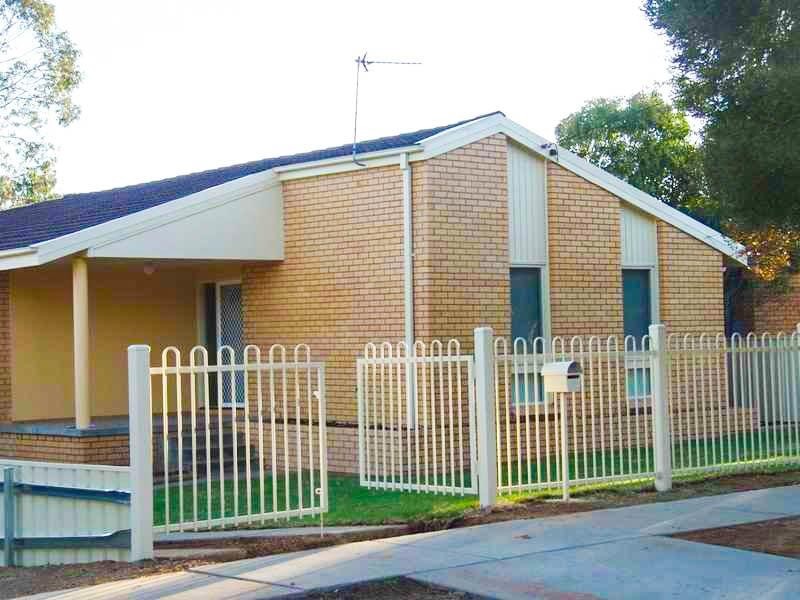 231 Fernleigh Road, Ashmont NSW 2650