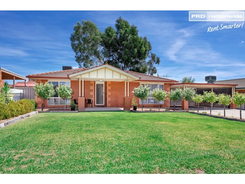 95 Dalman Parkway, Glenfield Park NSW 2650