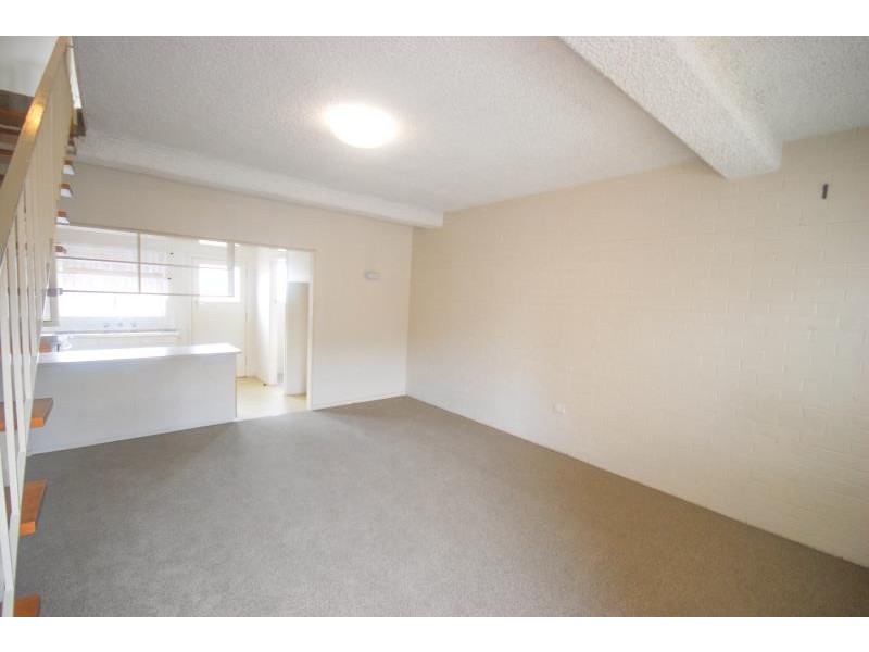 1/21 Day Street, Wagga Wagga NSW 2650