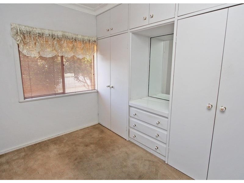 39 Raye Street, Tolland NSW 2650