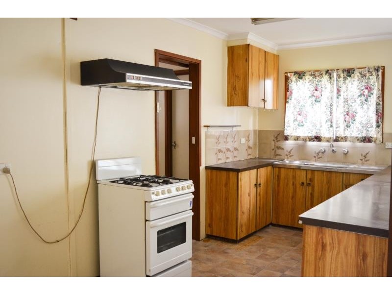 32 Menzies Avenue, Wagga Wagga NSW 2650