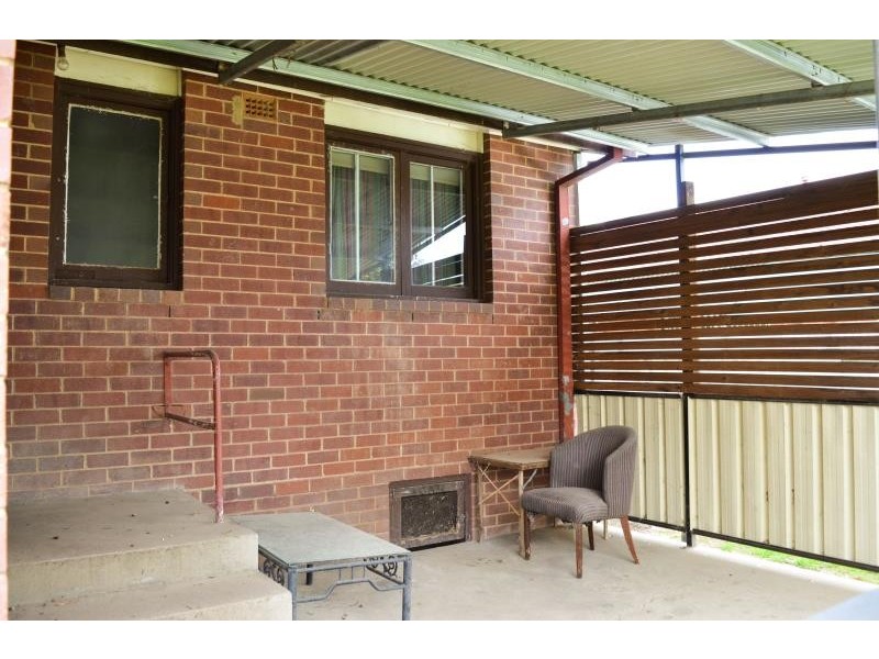 32 Menzies Avenue, Wagga Wagga NSW 2650