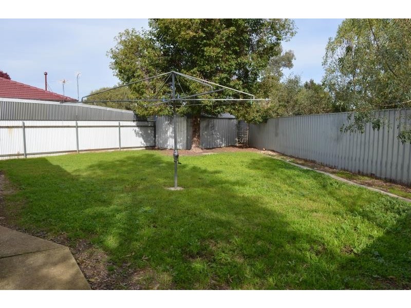 32 Menzies Avenue, Wagga Wagga NSW 2650