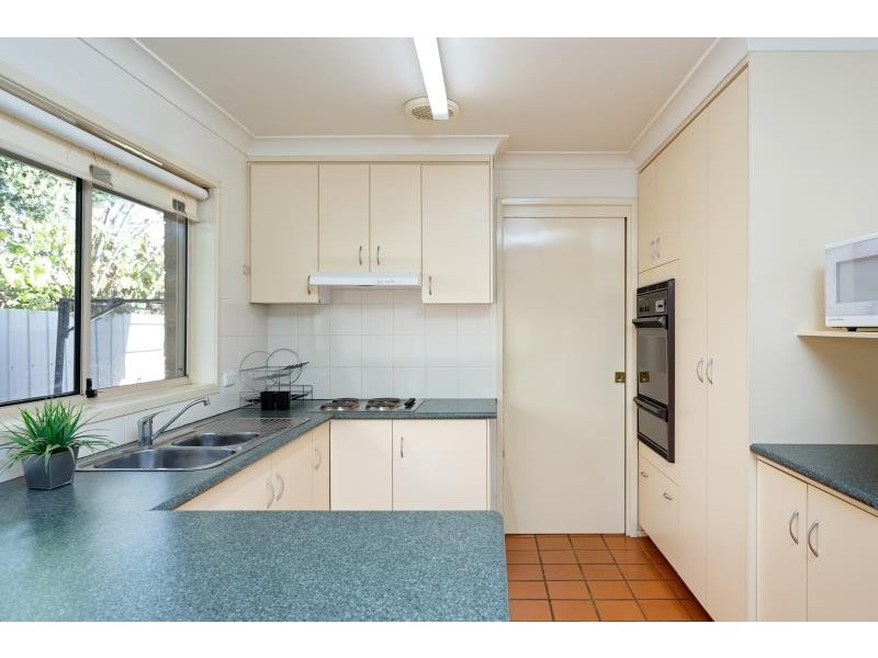 2/1 Jennifer Place, Wagga Wagga NSW 2650