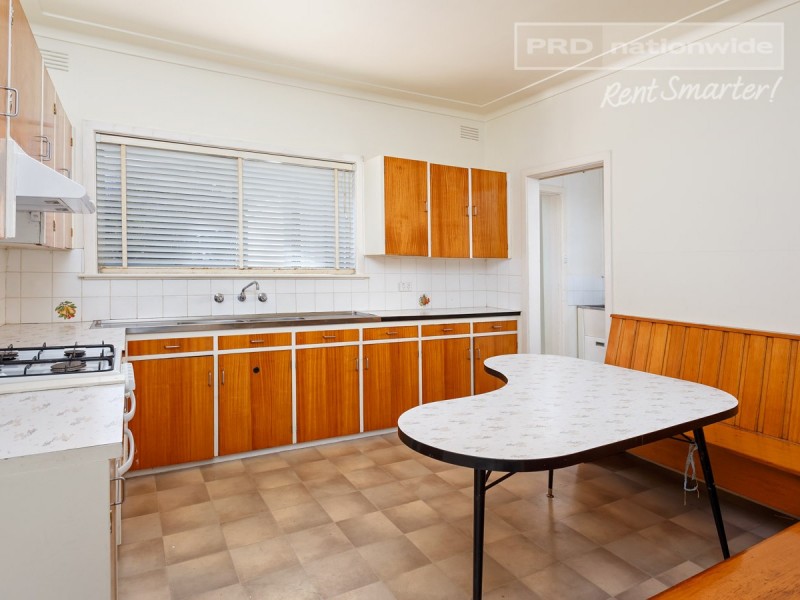 19 Martin Street, Tolland NSW 2650