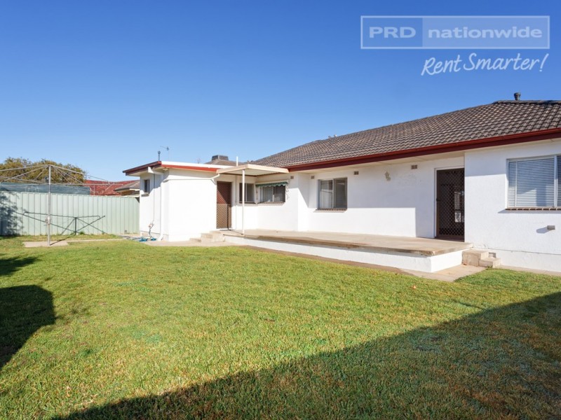 19 Martin Street, Tolland NSW 2650