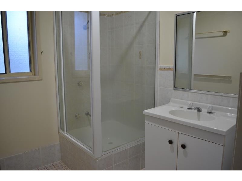 4 Jeremy Place, Flowerdale NSW 2650