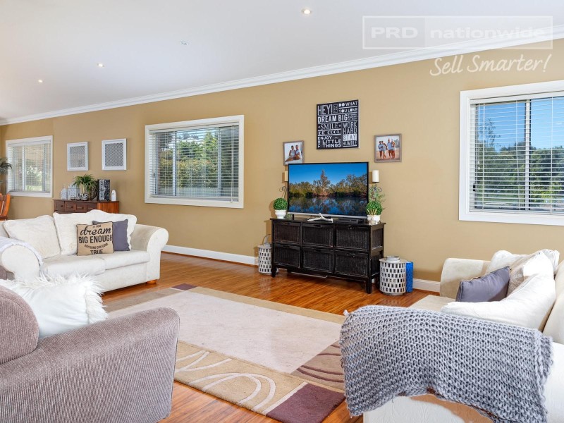 3 Lomatia place, Springvale NSW 2650