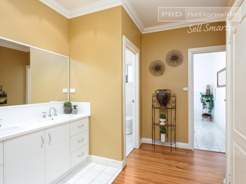 3 Lomatia place, Springvale NSW 2650