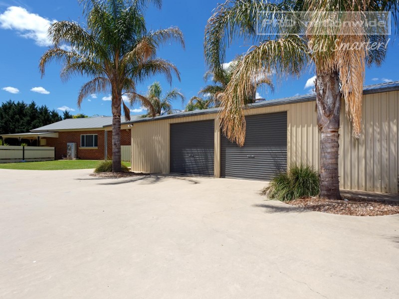 3 Lomatia place, Springvale NSW 2650