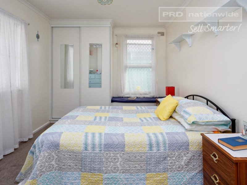 7 Blakemore Avenue, Ashmont NSW 2650