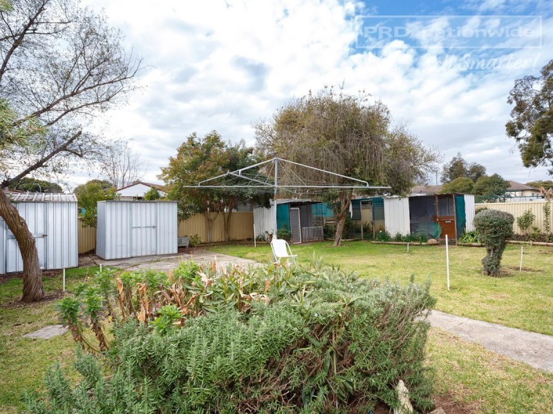 7 Blakemore Avenue, Ashmont NSW 2650