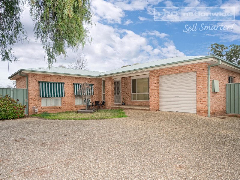 2/396 Lake Albert Road, Lake Albert NSW 2650