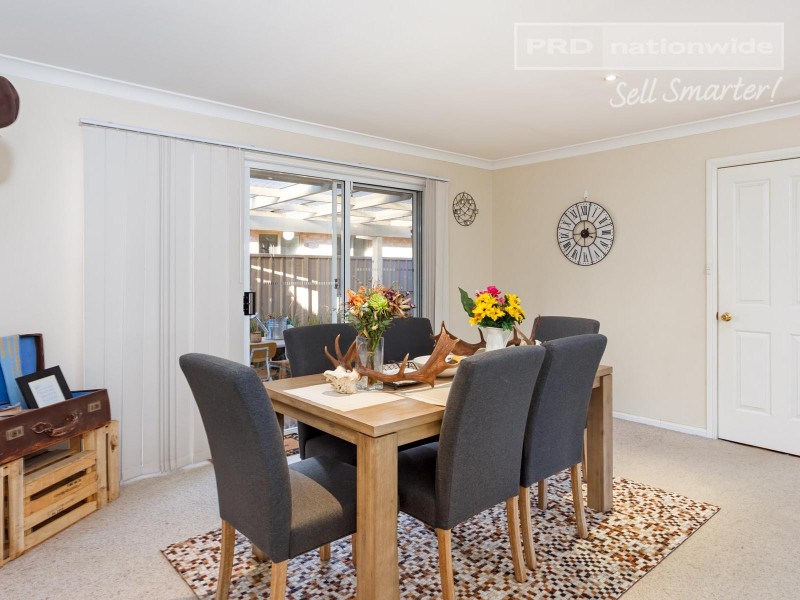 1/31 Lansdowne Avenue, Lake Albert NSW 2650