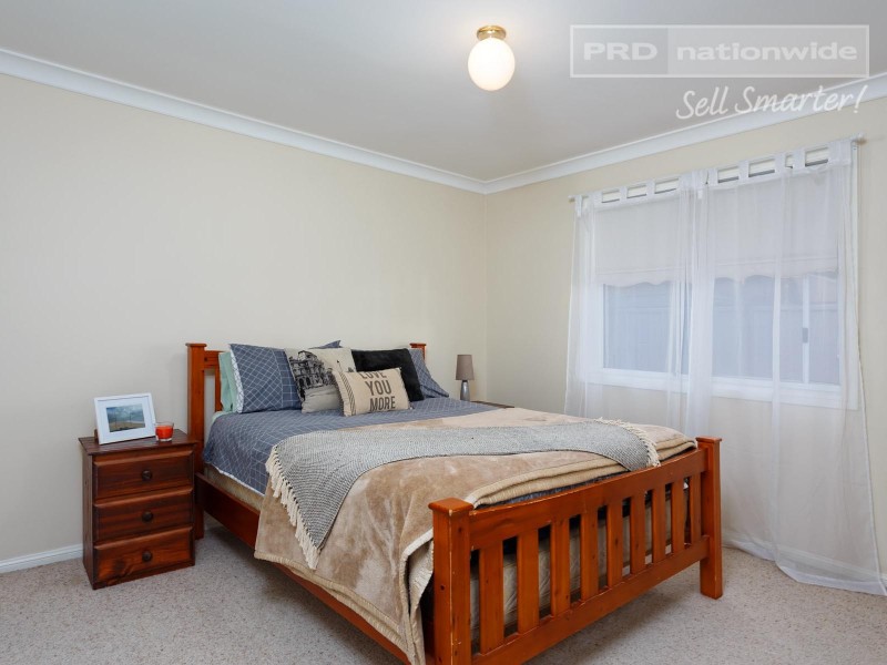 1/31 Lansdowne Avenue, Lake Albert NSW 2650