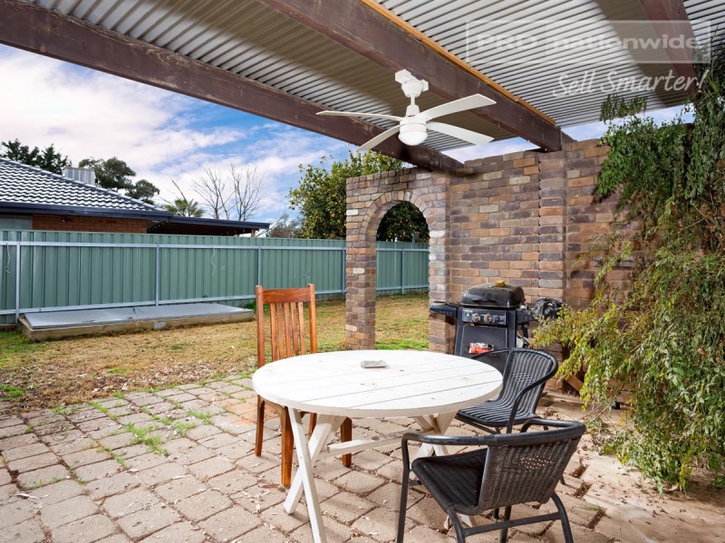 36 Maple Road, Lake Albert NSW 2650