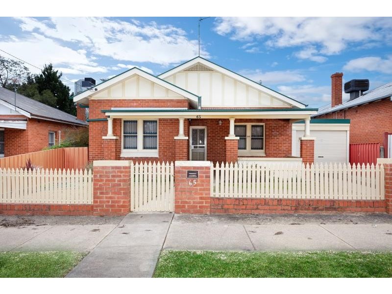 65 Brookong Avenue, Wagga Wagga NSW 2650